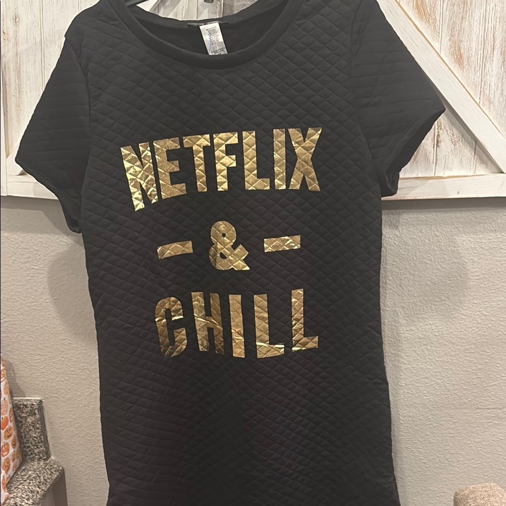 Black Quilted night shirt with Gold Lettering Netflix and chill Size 2X